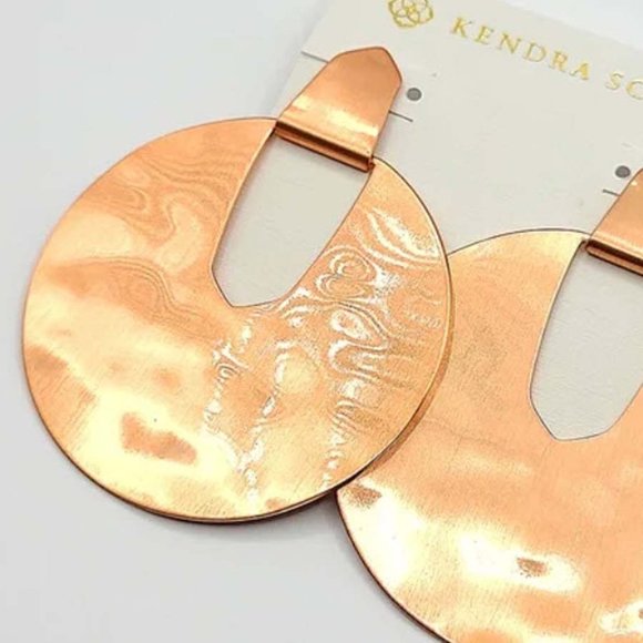 Kendra Scott Diane Rose Gold Hammered Earrings NWOT - Picture 6 of 7